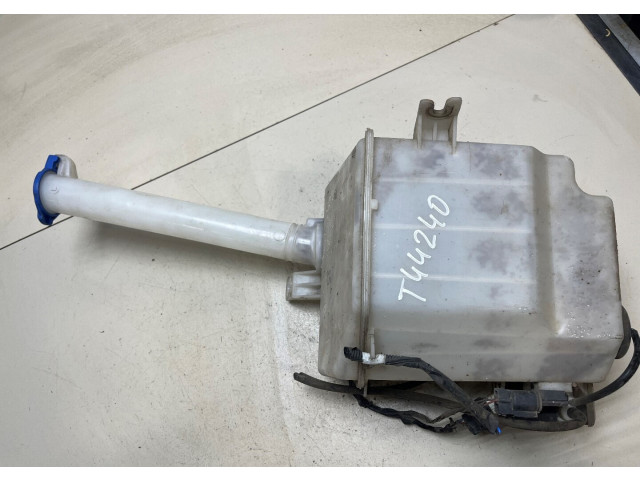 Бачок омывателя  KIA Carnival 2006-2014    