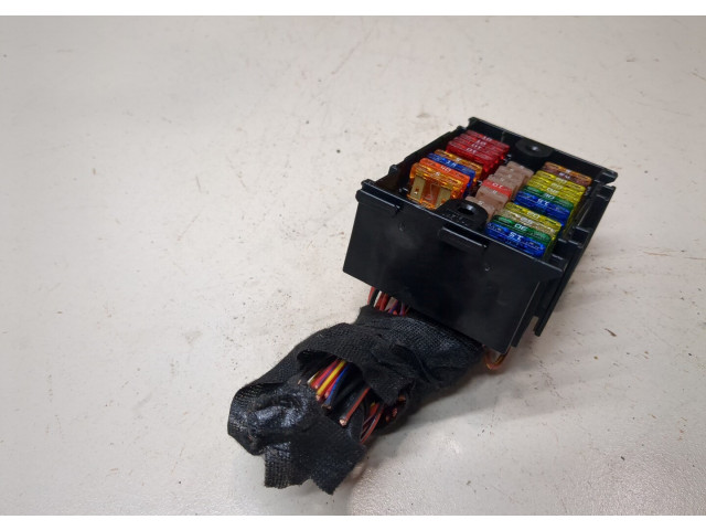 Блок предохранителей Skoda Yeti 2009-2014