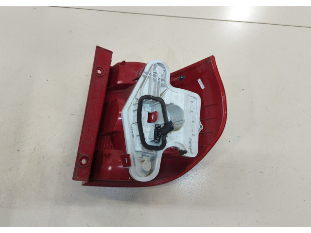 Задний фонарь 5L0945095, 5L0945111