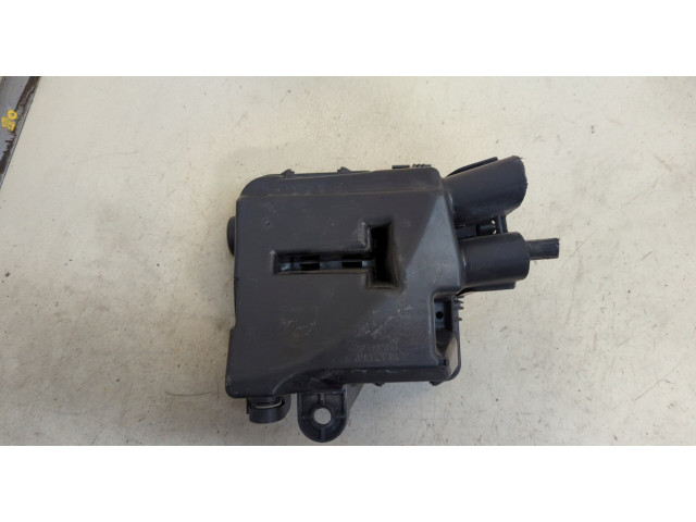 Блок предохранителей Dacia Sandero 2012-2020 243809584r