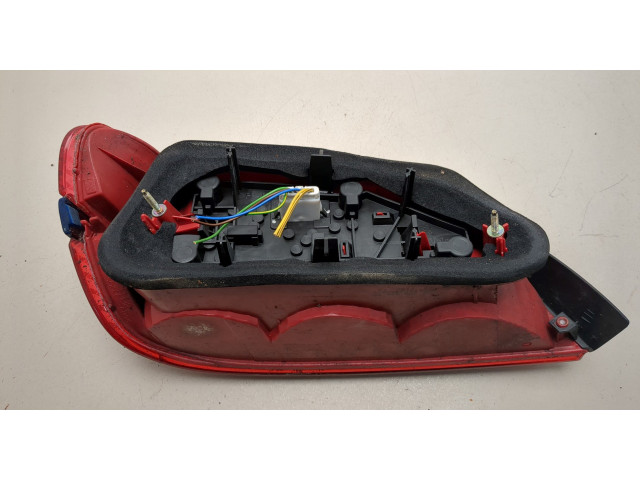 Задний фонарь          