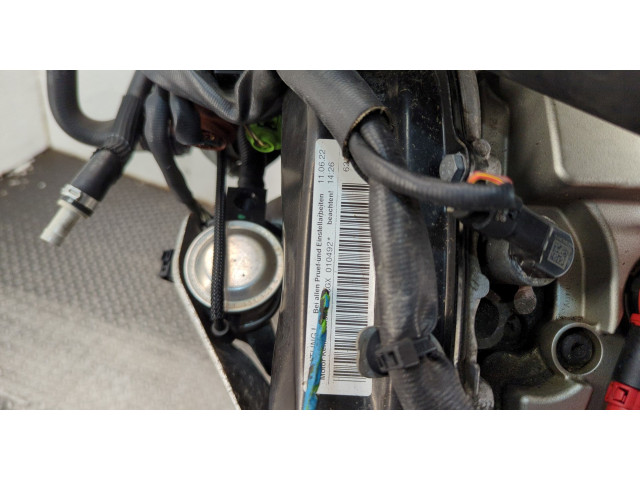 Форсунка топливная Audi A7 2010-2018 06E906036P