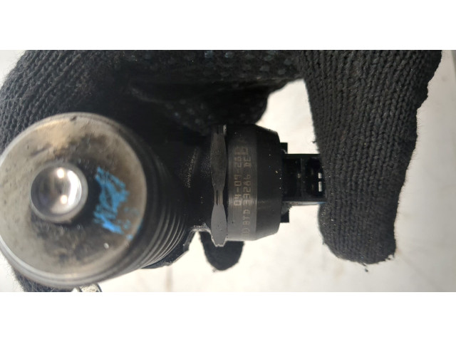 Форсунка топливная  Volkswagen Touran 2003-2006    038130073AG     