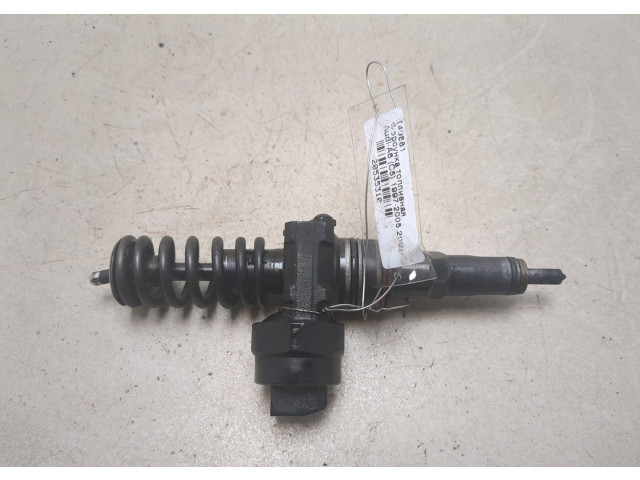 Форсунка топливная  Audi A6 (C5) 1997-2005    045130073T     