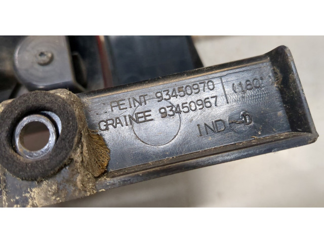 Задний фонарь          