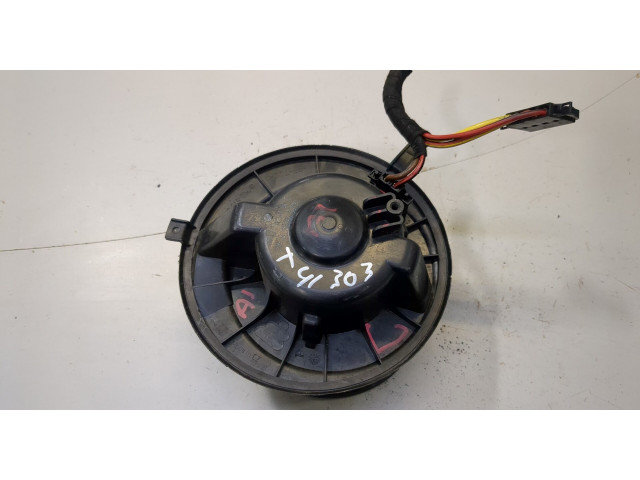 Моторчик печки  Volkswagen Passat 7 2010-2015 Европа           