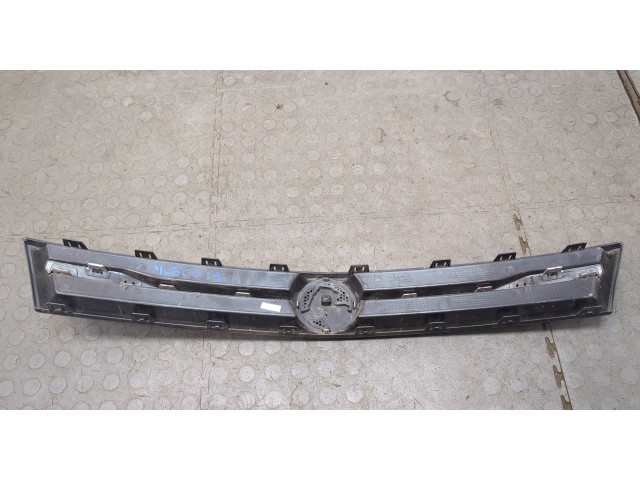 Решетка радиатора  Chevrolet Trax 2016-2022          42615979