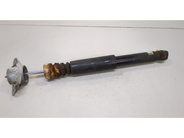 Стойка амортизатора  Volkswagen Passat 7 2010-2019 Америка 561513049D     