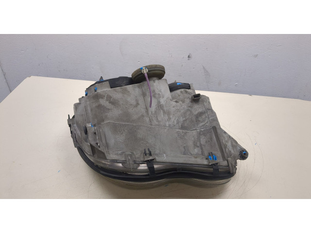 Фара передняя Mercedes C W203 2000-2007 левая