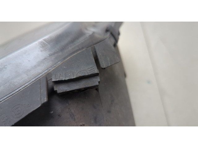 Фара передняя Volkswagen Caddy 2004-2015 левая