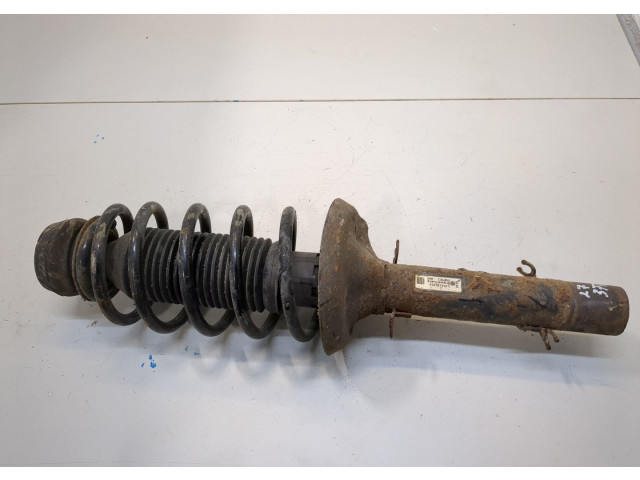 Стойка амортизатора Volkswagen Golf 4 1997-2005 1J0413031S, 1J0411105R