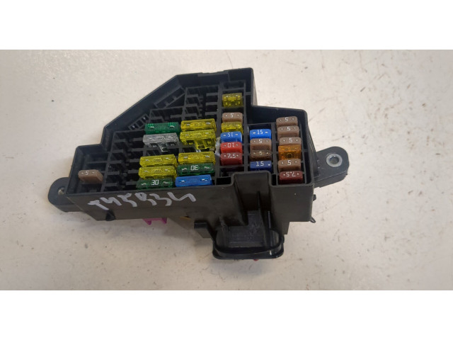Блок предохранителей Skoda SuperB 2008-2015