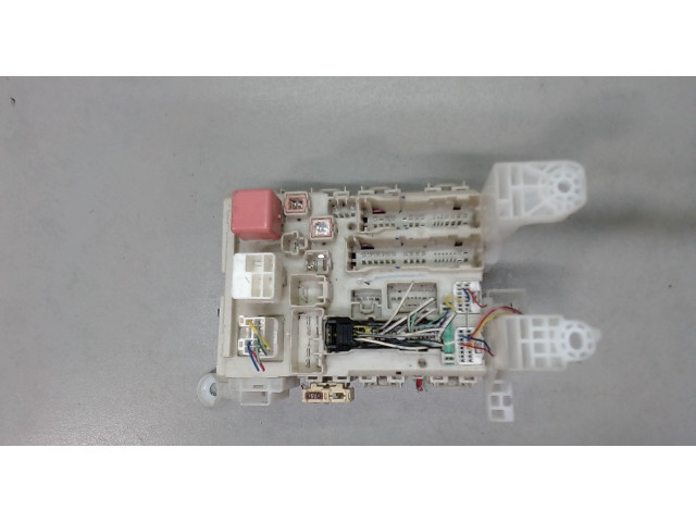 Блок предохранителей  Toyota Verso 2009-2018      87300f060d    2