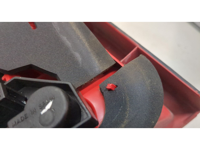 Задний фонарь        Volkswagen Golf 4 1997-2005 