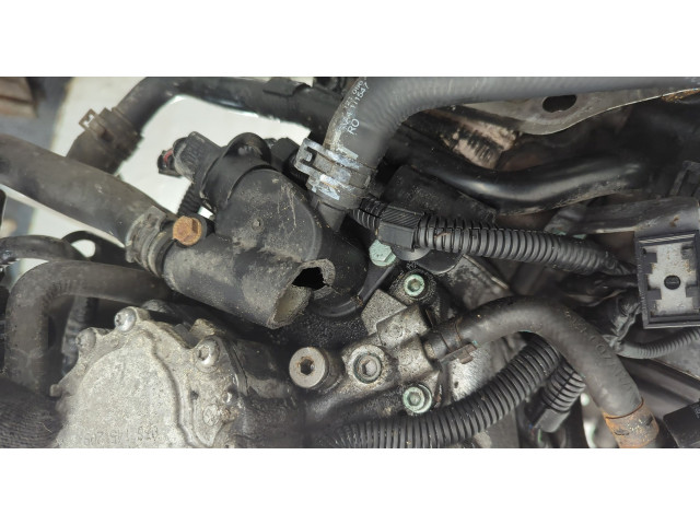 Форсунка топливная Volkswagen Golf 5 2003-2009 038130073BR