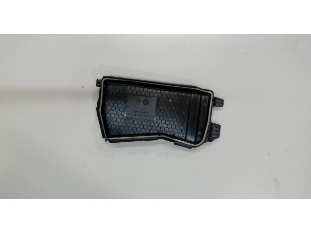 Крышка блока предохранителей Mercedes E W212 2013-2016 a2125400082 3.5