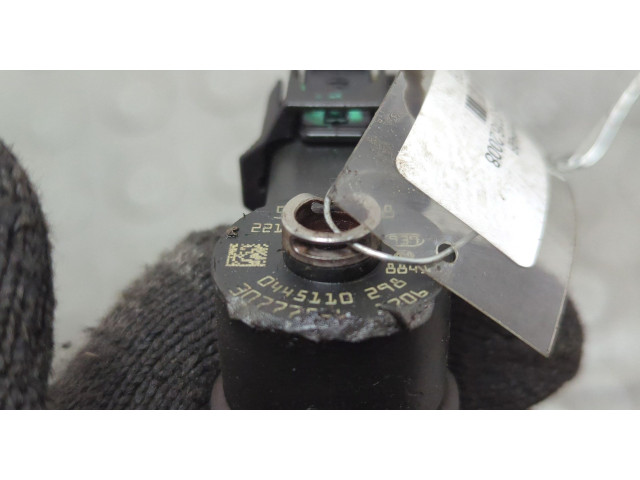 Форсунка топливная  Volvo S80 2006-2016    8603595     