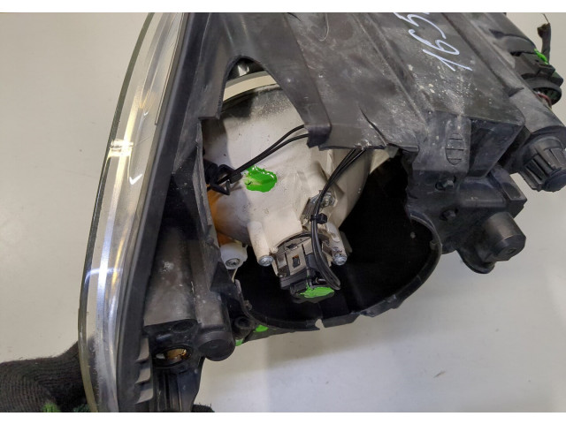 Фара передняя  Volkswagen Passat CC 2008-2012 правая 