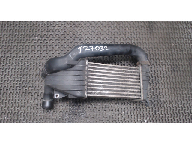 Интеркулер Opel Astra H 2004-2010 1.7 13128926