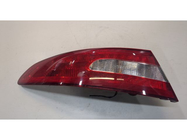 Задний фонарь