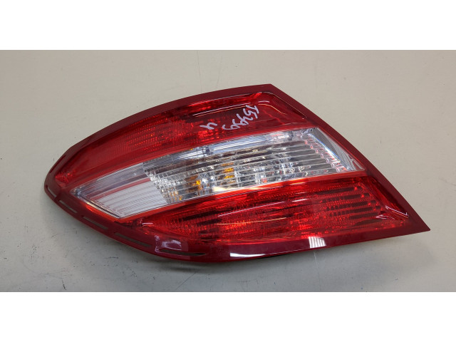 Задний фонарь          