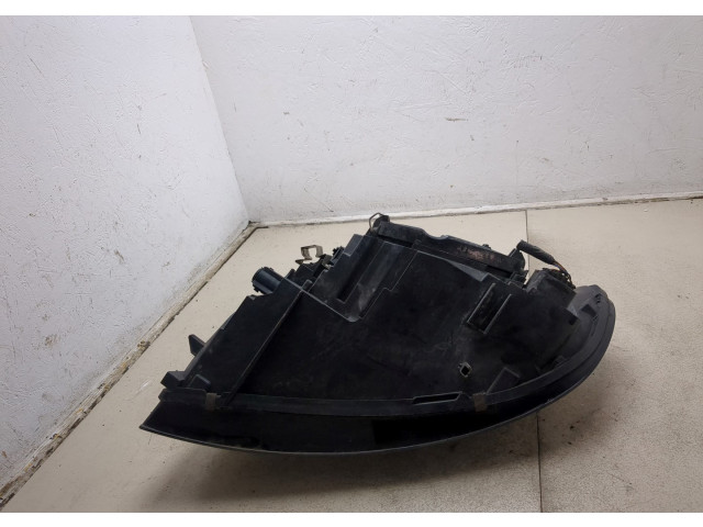 Фара передняя  Volvo C30 2006-2013 правая 