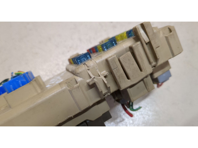 Блок предохранителей  Subaru Forester (S10) 1998-2002         