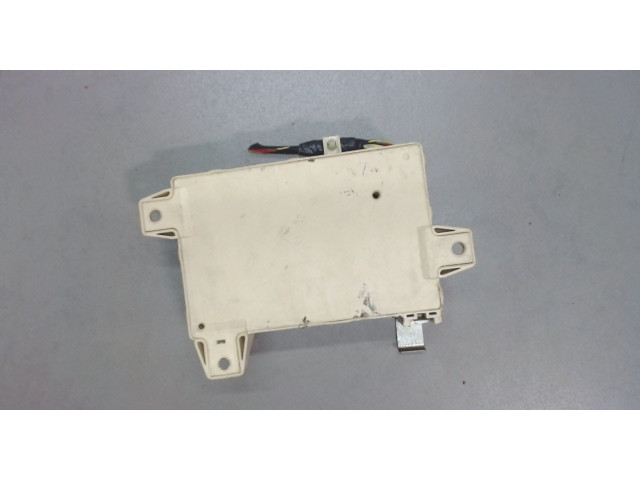 Блок предохранителей Jaguar S-type 2.5