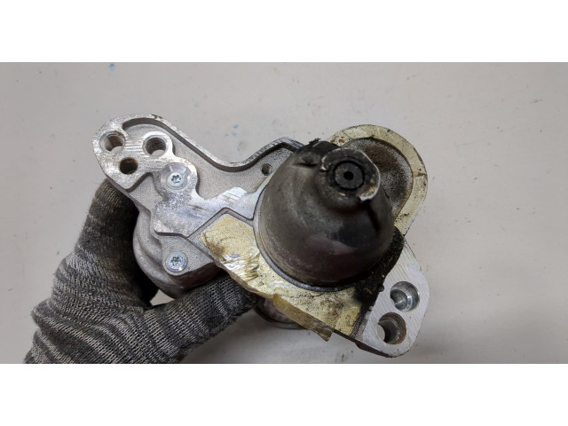 Стартер Dacia Sandero 2020-2025 1 233008820R