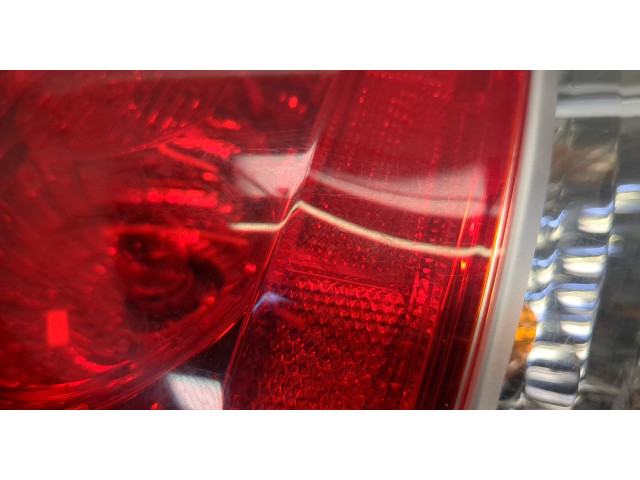 Задний фонарь 8156121280