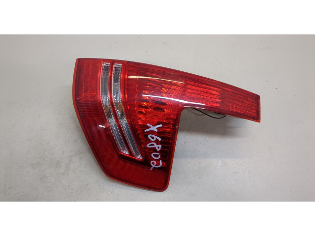 Задний фонарь