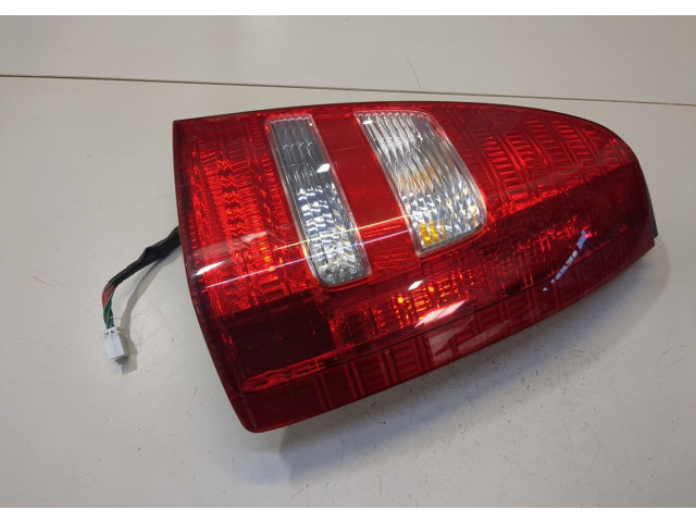 Задний фонарь        Subaru Forester (S11) 2002-2007 