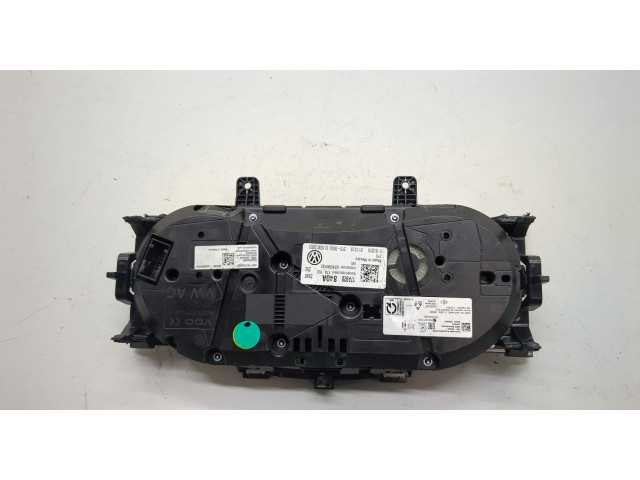 Панель приборов Volkswagen Jetta 7 2018- 17A920840A