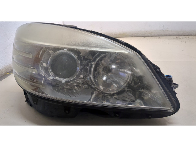 Фара передняя Mercedes C W204 2006-2015 правая
