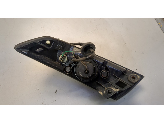 Задний фонарь          