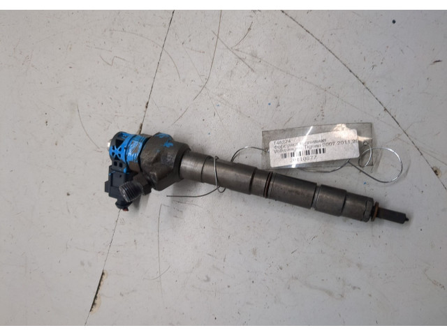 Форсунка топливная  Volkswagen Tiguan 2007-2011    03L130277J     