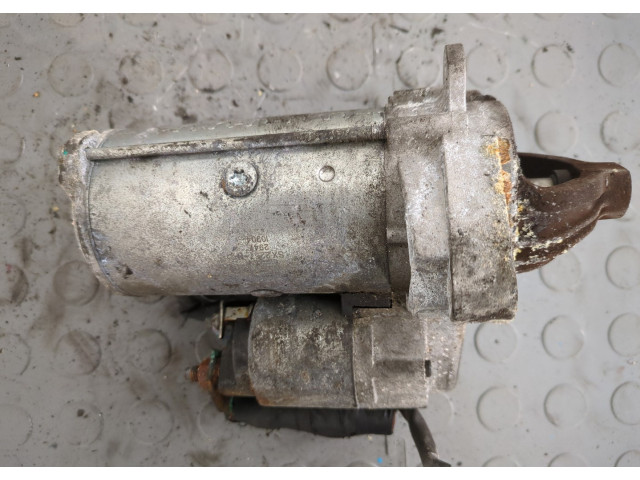 Стартер  Renault Trafic 2001-2014      