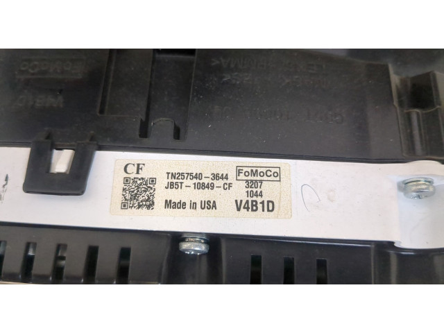 Панель приборов  Ford Explorer 2015-2019       jb5t10849cf     