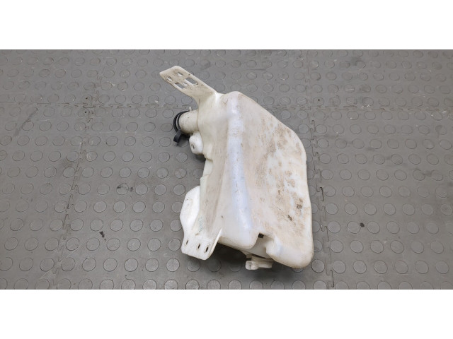 Бачок омывателя  Lincoln Navigator 2006-2014     5.4