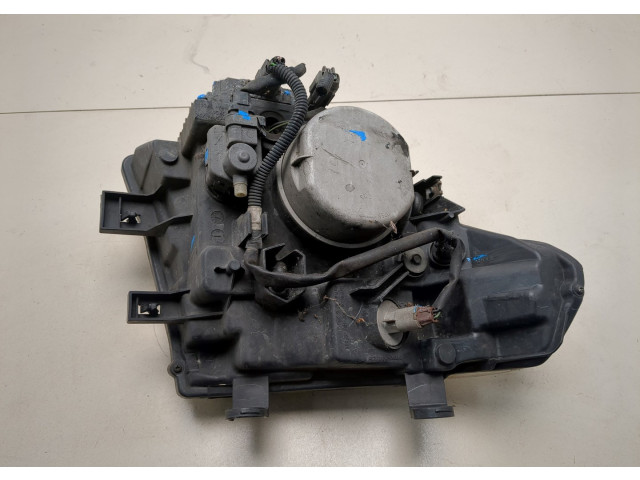 Фара передняя Nissan Pathfinder 2004-2014 левая