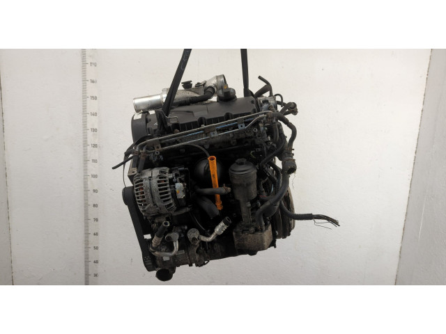 Форсунка топливная Skoda Fabia 1999-2007 038130073AL