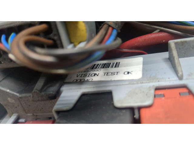 Блок предохранителей Lancia Delta 2008-2014