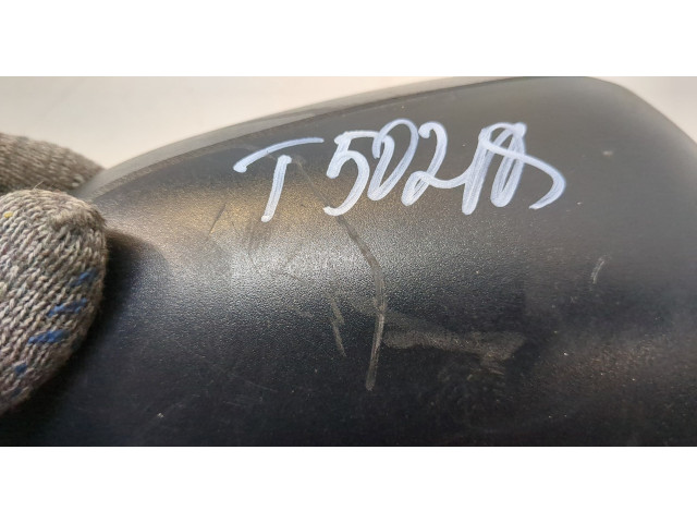 Зеркало боковое Mitsubishi Carisma правое