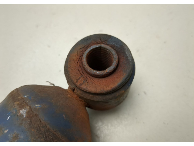 Стойка амортизатора  Cadillac Escalade 2 2001-2006 19300046     