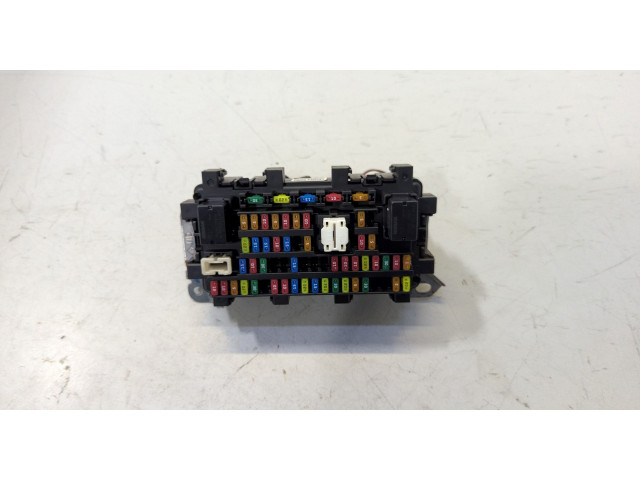 Блок предохранителей Infiniti QX50 2017-2025