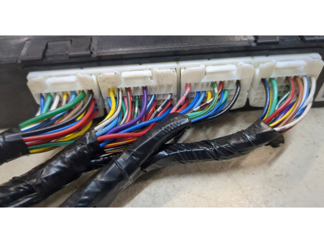 Блок комфорта  Subaru Forester 2013-      88281SG700   