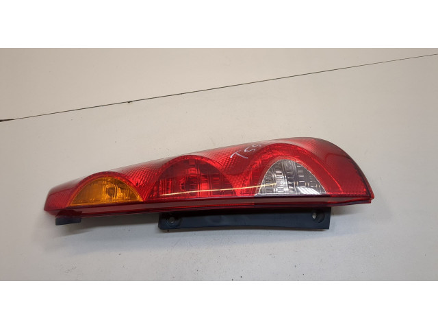 Задний фонарь 265509U000