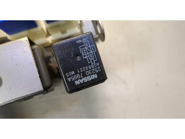 Блок реле Infiniti QX50 2017-2025