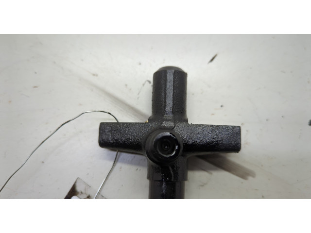 Форсунка топливная Mitsubishi Pajero / Montero 2000-2006 ME203961