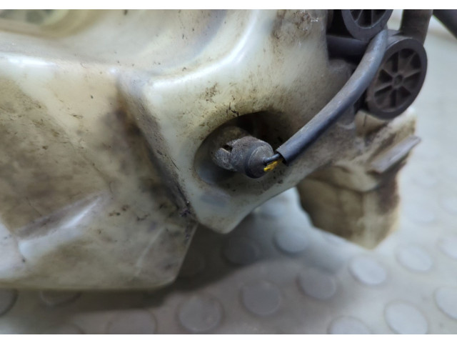 Бачок омывателя  Volvo XC90 2002-2014    